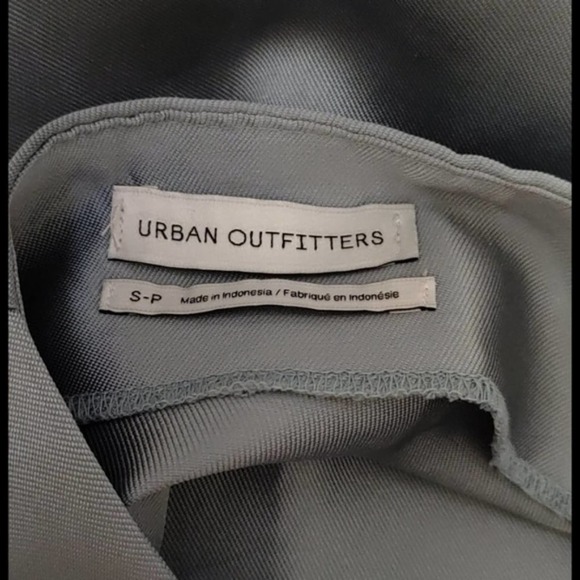 Urban Outfitters Florence Taffeta Button Mini Skirt - Picture 6 of 9